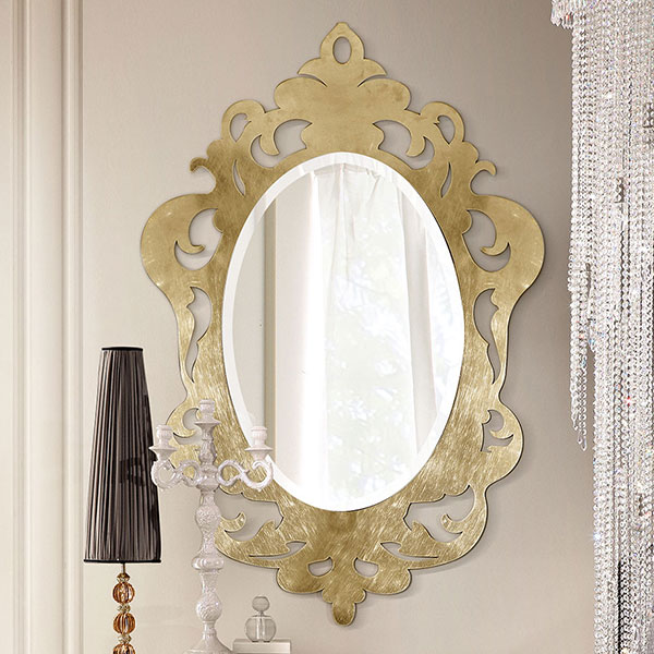 <strong>Gmr05</strong><br>
specchiera in stile Barocco, in acciaio vibrato finitura gold 
142 x 200 cm 