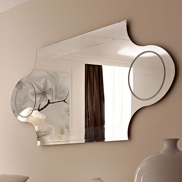 <strong>4004 PARIGI</strong><br>
specchiera 
250 x 4 x 110 cm