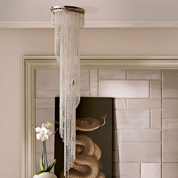 <strong>cl5</strong><br>
lampada spirale in cristallo, 12 luci 
Ø 40 x 218 cm
