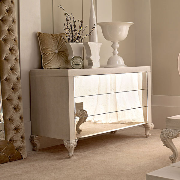 <strong>1410</strong><br>
comò specchio   
146 x 67 x 95 cm