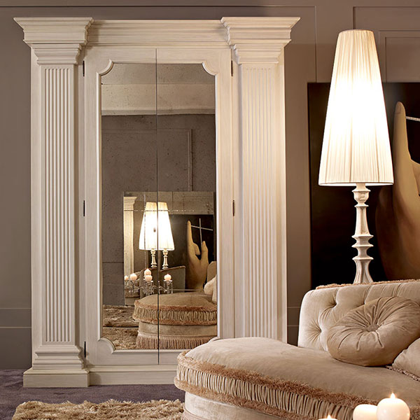 <strong>3022S</strong><br>
armadio capitelli 2 ante con specchi 
200 x 75 x 265 cm