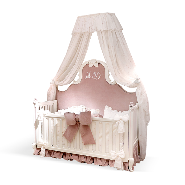 
<strong>OLIMPIA</strong> lettino con sponda fianchi in legno<br>
<strong>0931B</strong> baldacchino a parete<br>
<strong>0231TB</strong> set teli baldacchino<br>
<strong>2035</strong> piantana cromo a stelo 1 luce<br>
<strong>7025</strong> orso in piedi gigante<br>
<strong>2039</strong> lampadario mongolfiera 12 luci<br>
<strong>DV01</strong> tappeto baby in cavallino