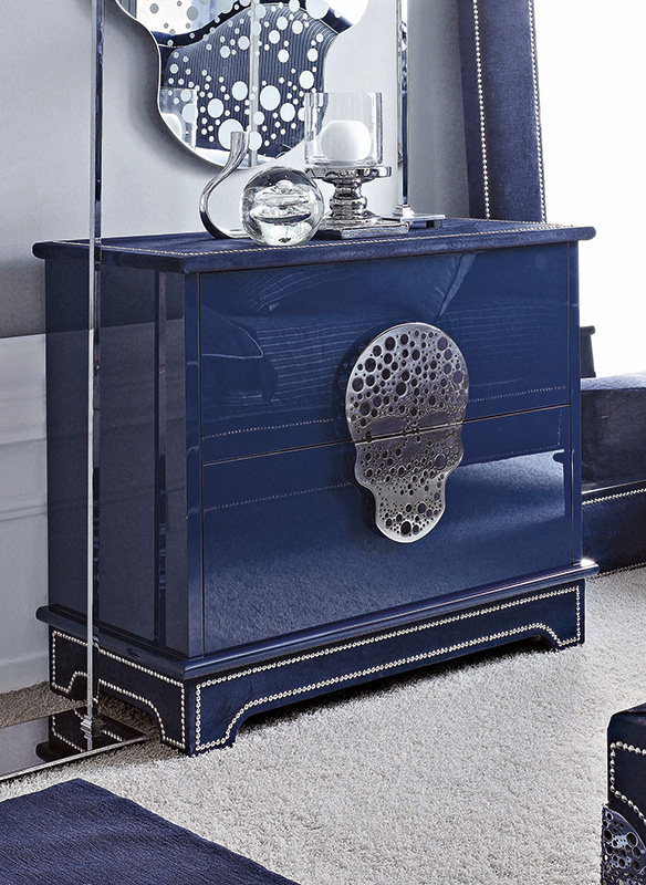 <strong>1570</strong> comò 2 cassetti con MR13 maniglia teschio inox tagliata grande L.100 x P. 50 x H. 86 cm