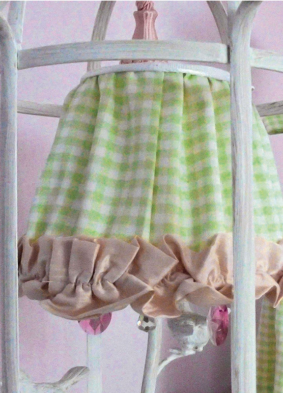 <strong>PAR40</strong> paralume tronco di cono increspato con galetta Ø 18 x H. 14 cm 